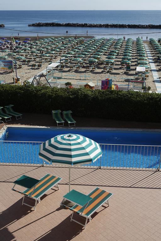 Hotel Villa Sole Resort Bellaria-Igea Marina Eksteriør bilde