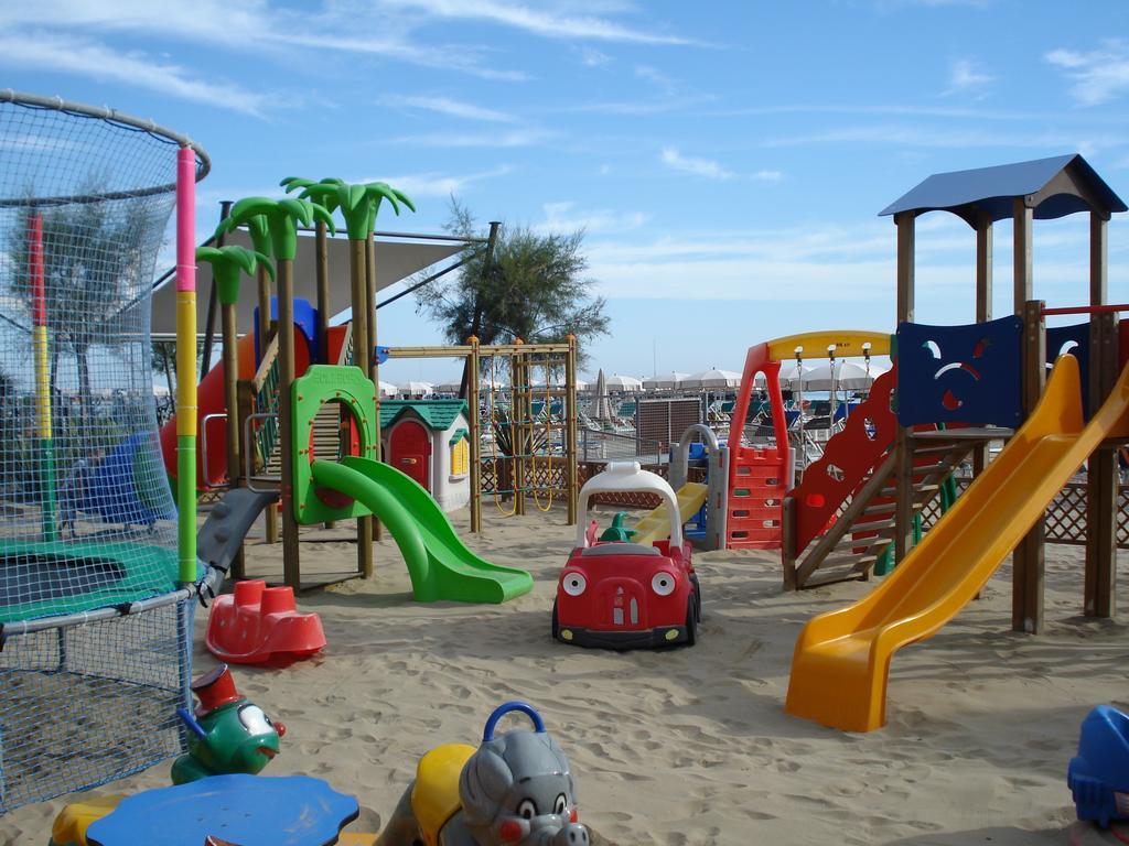 Hotel Villa Sole Resort Bellaria-Igea Marina Eksteriør bilde