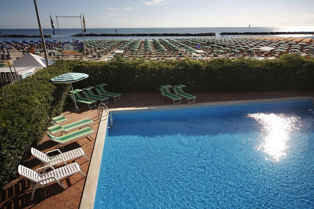 Hotel Villa Sole Resort Bellaria-Igea Marina Eksteriør bilde
