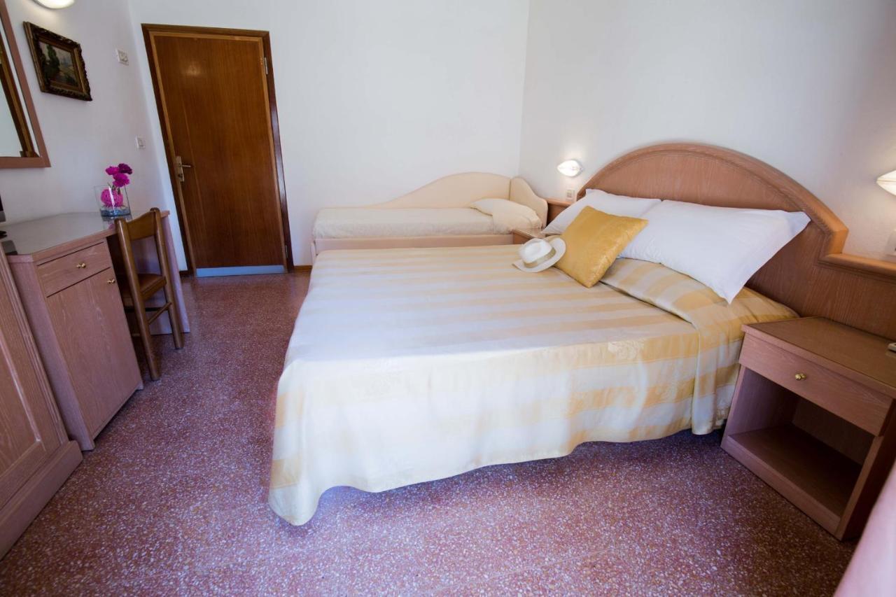Hotel Villa Sole Resort Bellaria-Igea Marina Eksteriør bilde