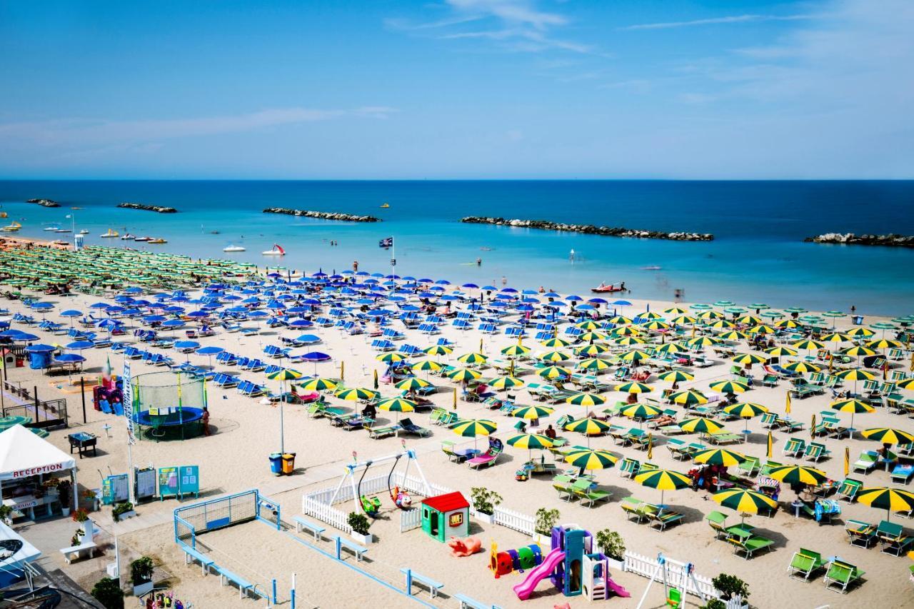 Hotel Villa Sole Resort Bellaria-Igea Marina Eksteriør bilde